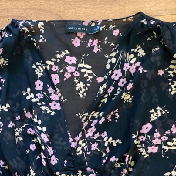 The Limited Floral Blouse - Picture 7 of 7